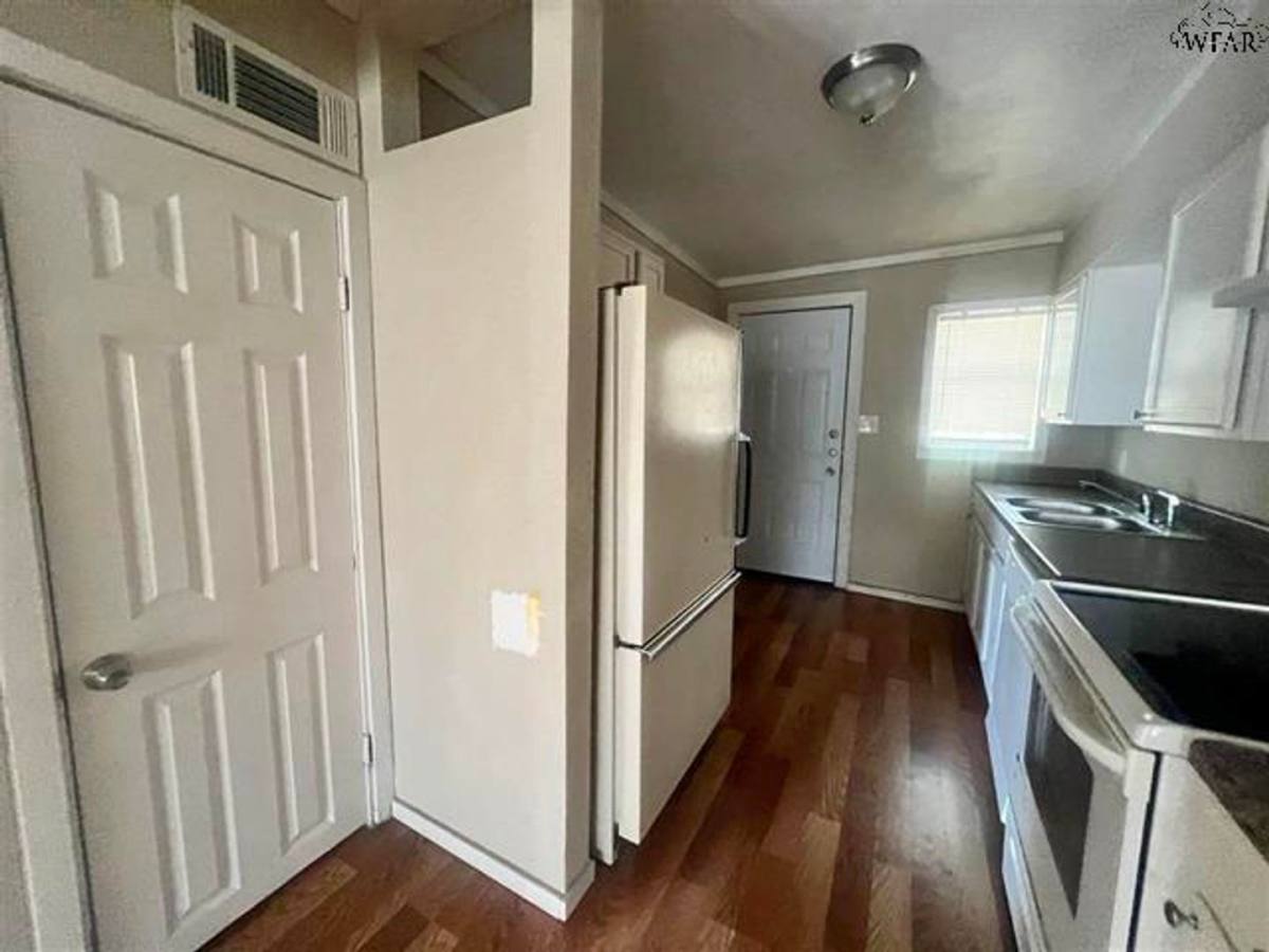 House for rent at 2006 Bell St, Wichita Falls, TX 76301