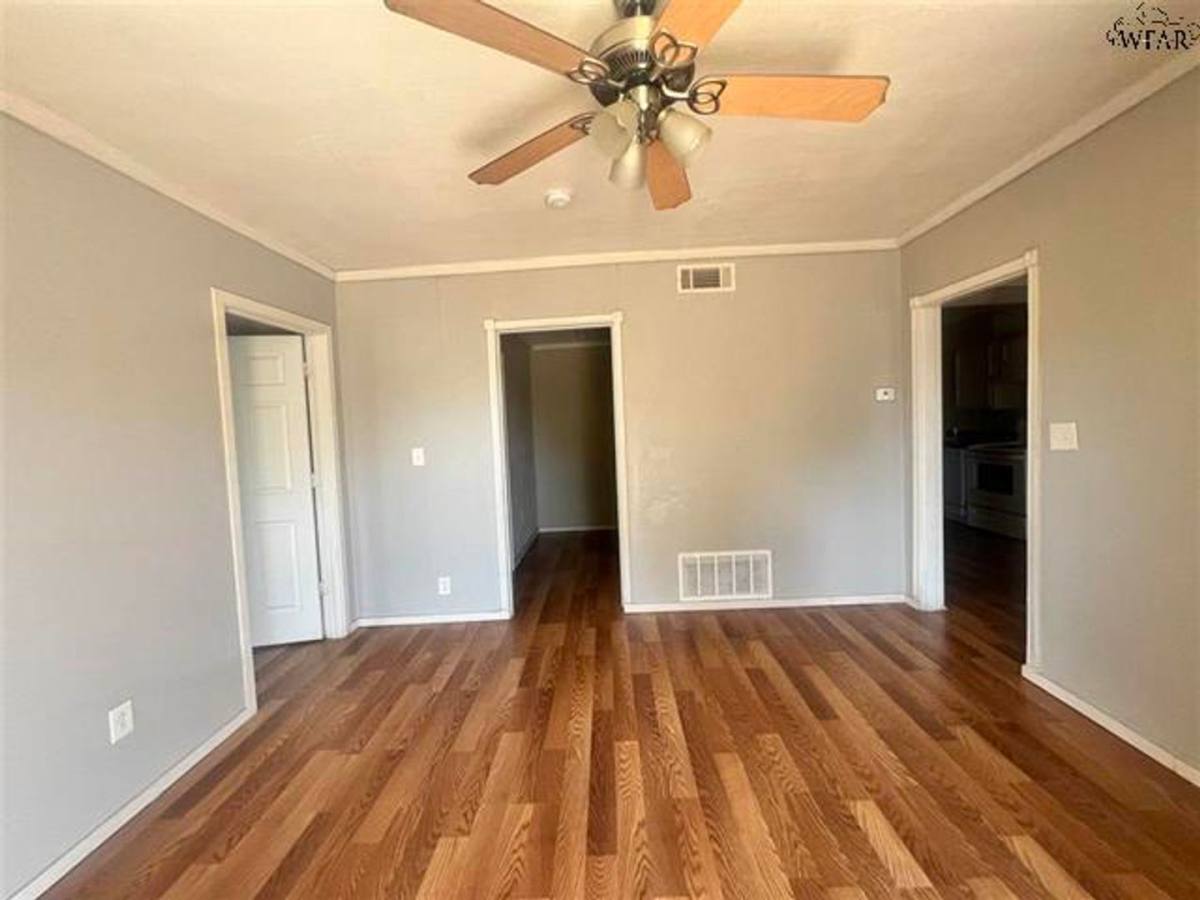 House for rent at 2006 Bell St, Wichita Falls, TX 76301