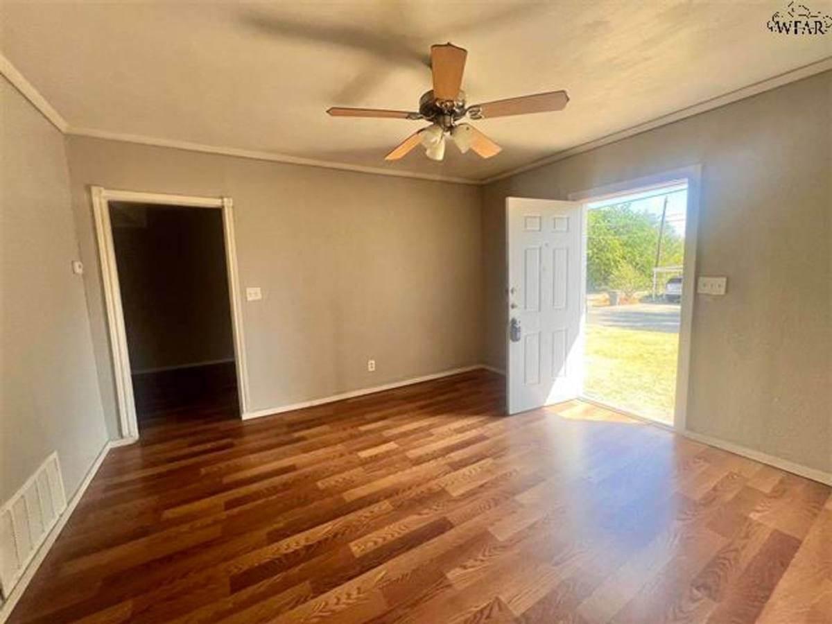 House for rent at 2006 Bell St, Wichita Falls, TX 76301