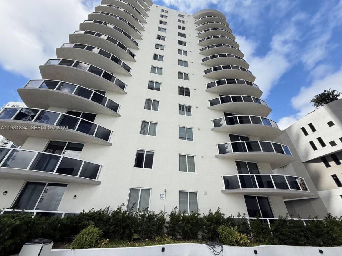 Condo for rent at 601 NE 23rd St, Miami, FL 33137