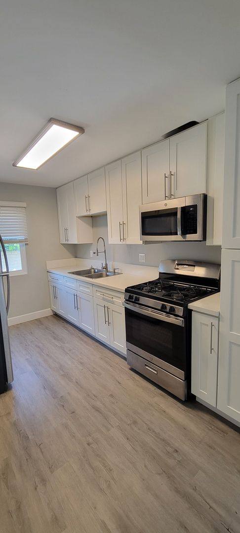 Apartment for rent at 1919-1923 Mission Ave, San Diego, CA 92116