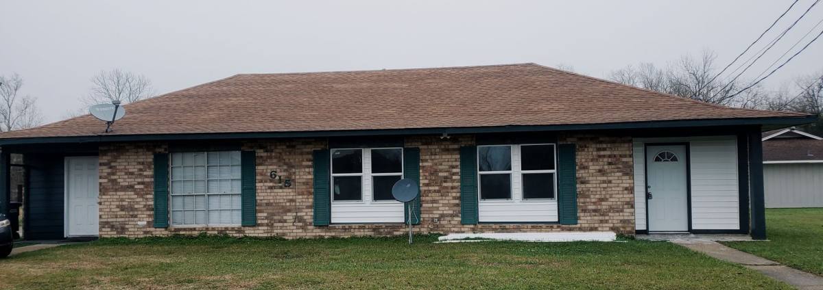 Apartment for rent at 615 Yvonne St, New Iberia, LA 70560