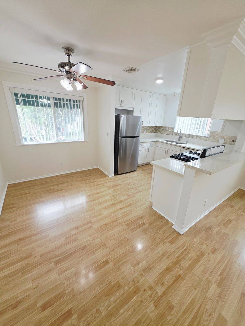 Apartment for rent at 319 Concord St, Glendale, CA 91203