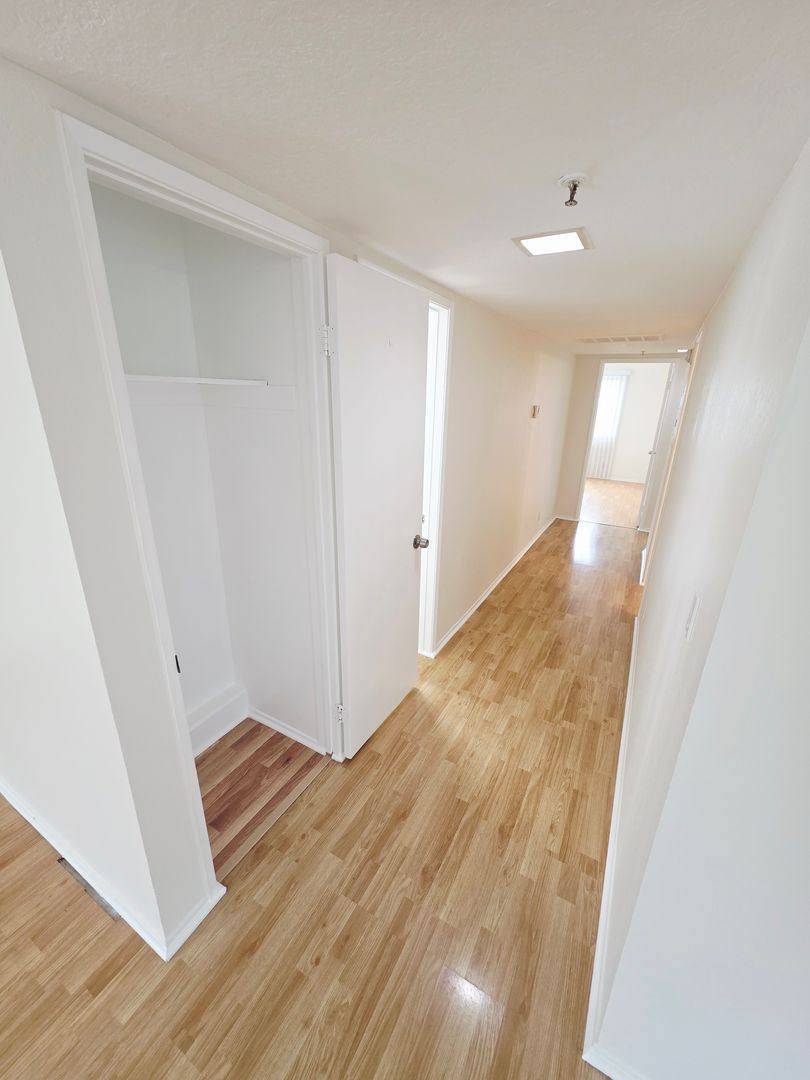 Apartment for rent at 319 Concord St, Glendale, CA 91203