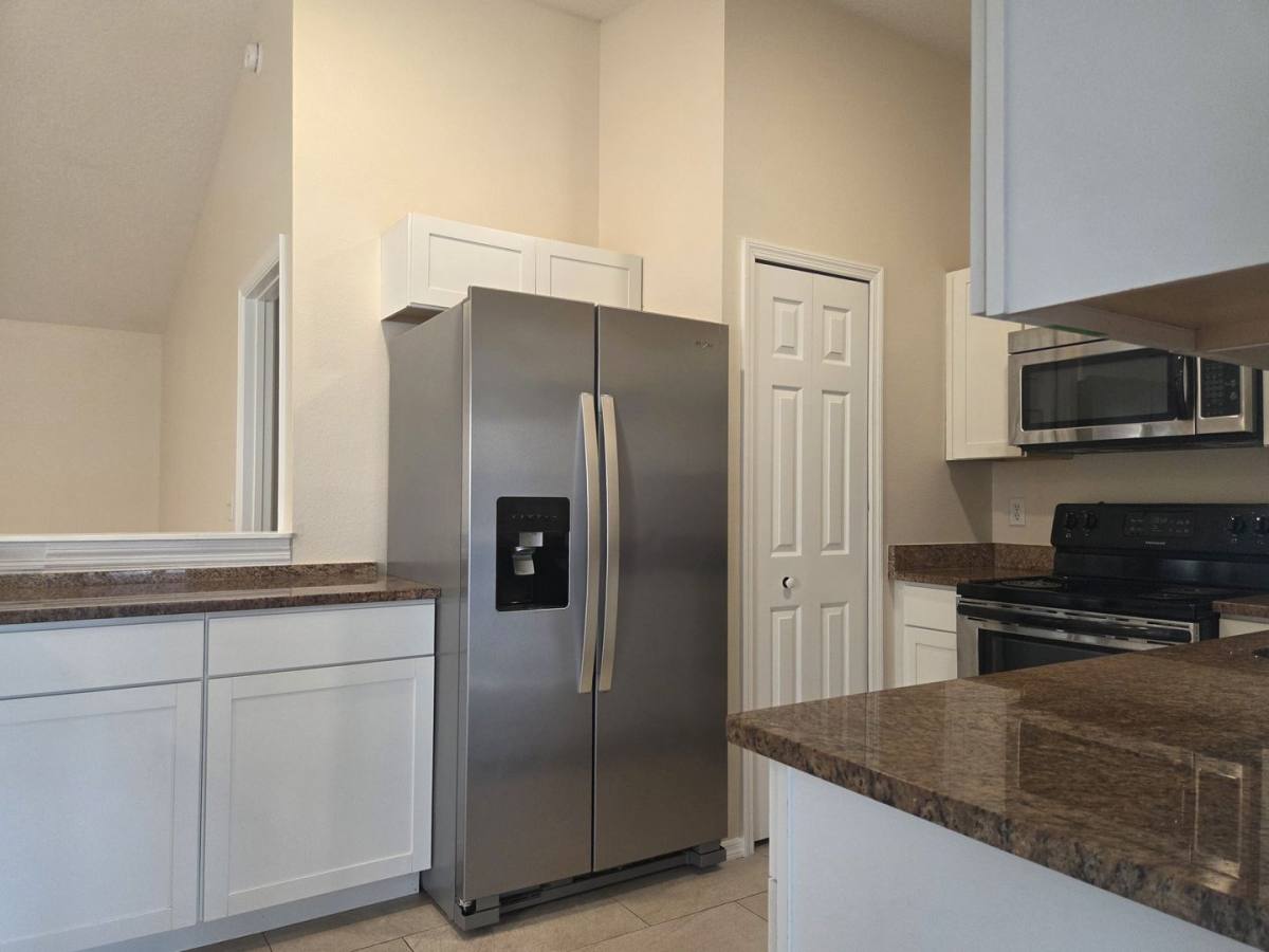 House for rent at 4025 E Cardinal Pines Dr, Mascotte, FL 34753