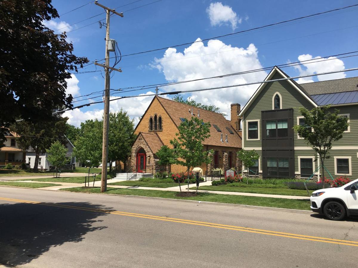 Apartment for rent at 445 Knapp St NE, Grand Rapids, MI 49505