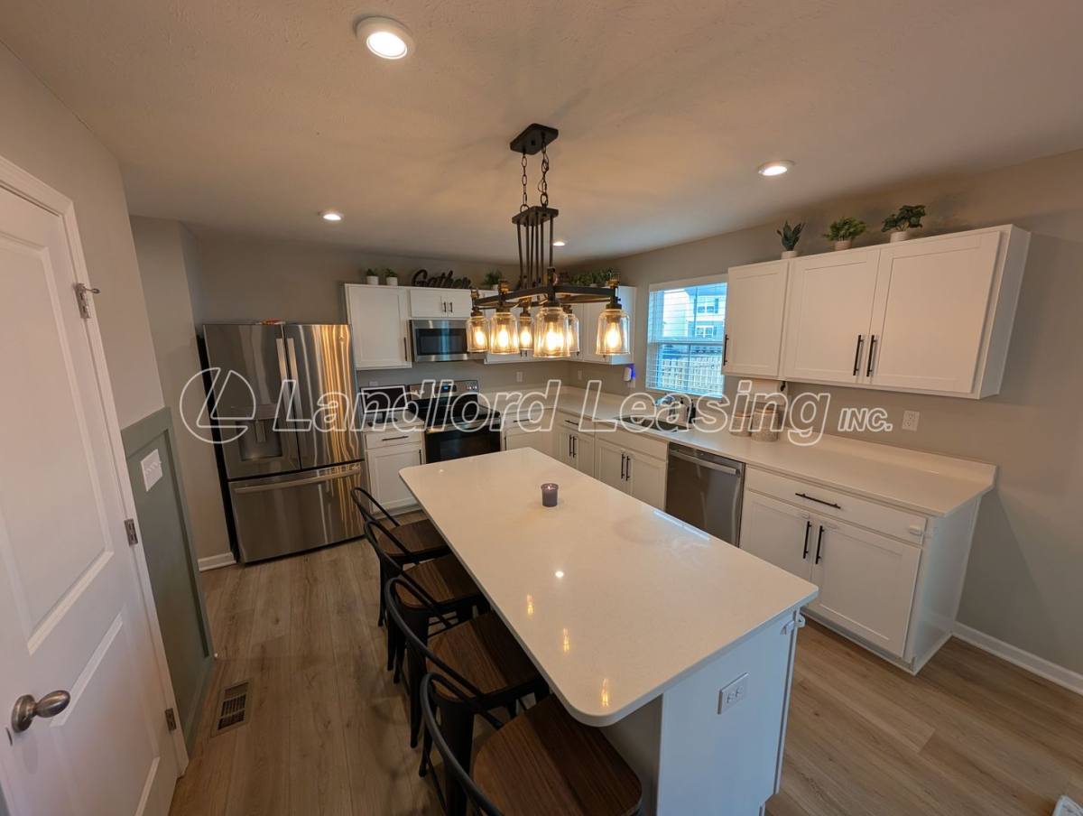 House for rent at 4500 Bellow Dr, Lorain, OH 44053