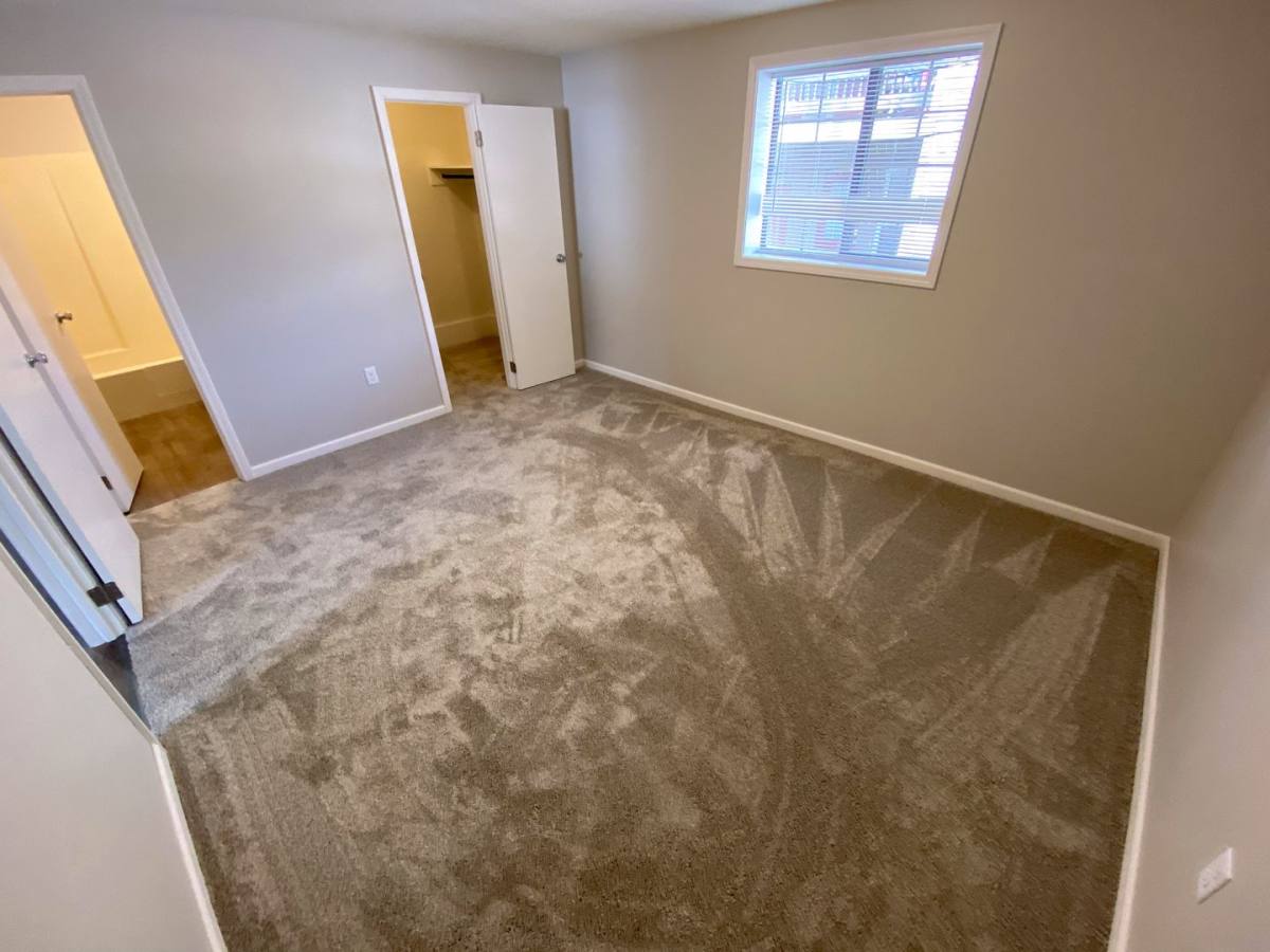 Apartment for rent at 1018-1020 Holloway St, Lafayette, IN 47905