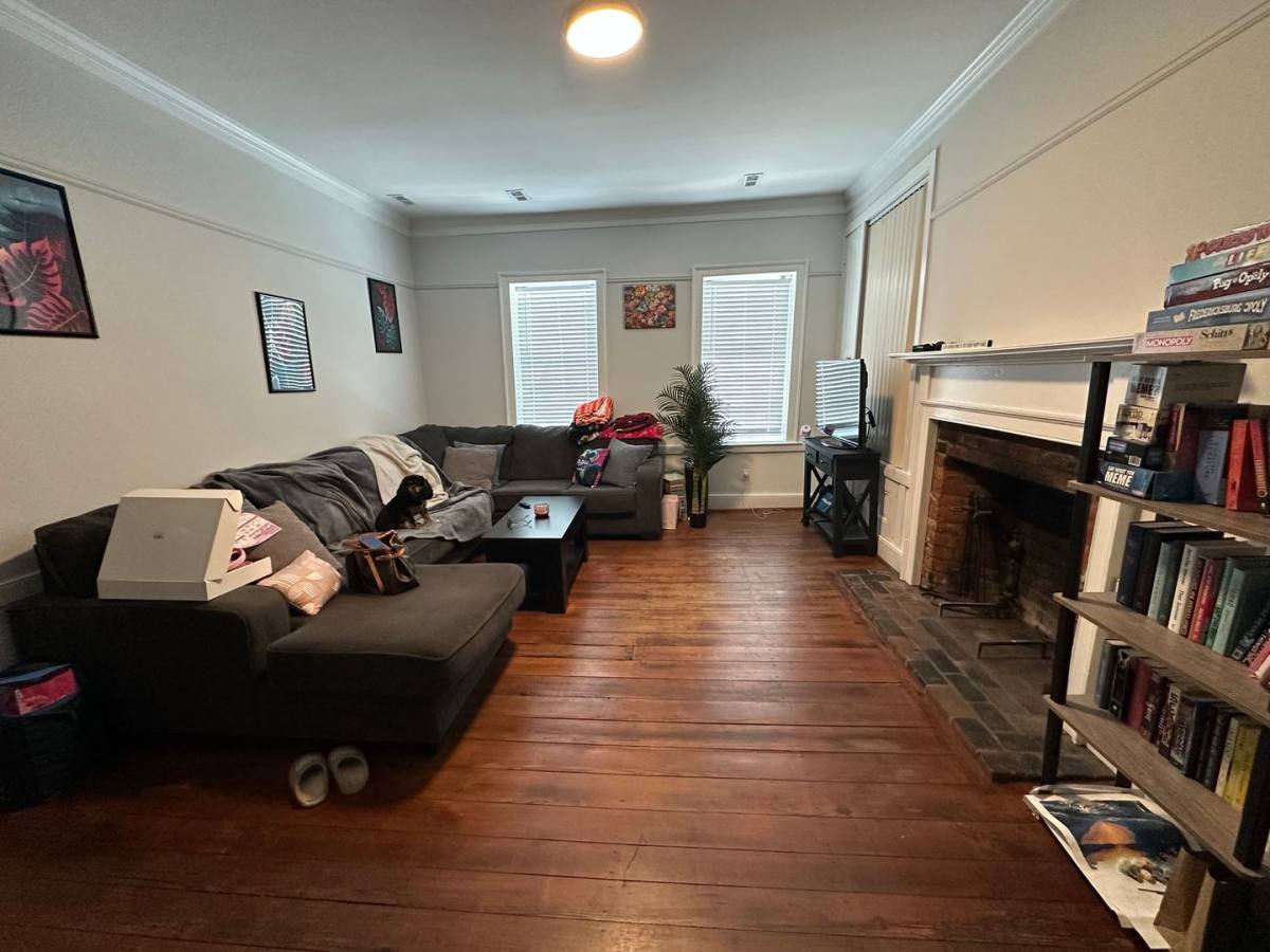 House for rent at 822 Caroline St, Fredericksburg, VA 22401