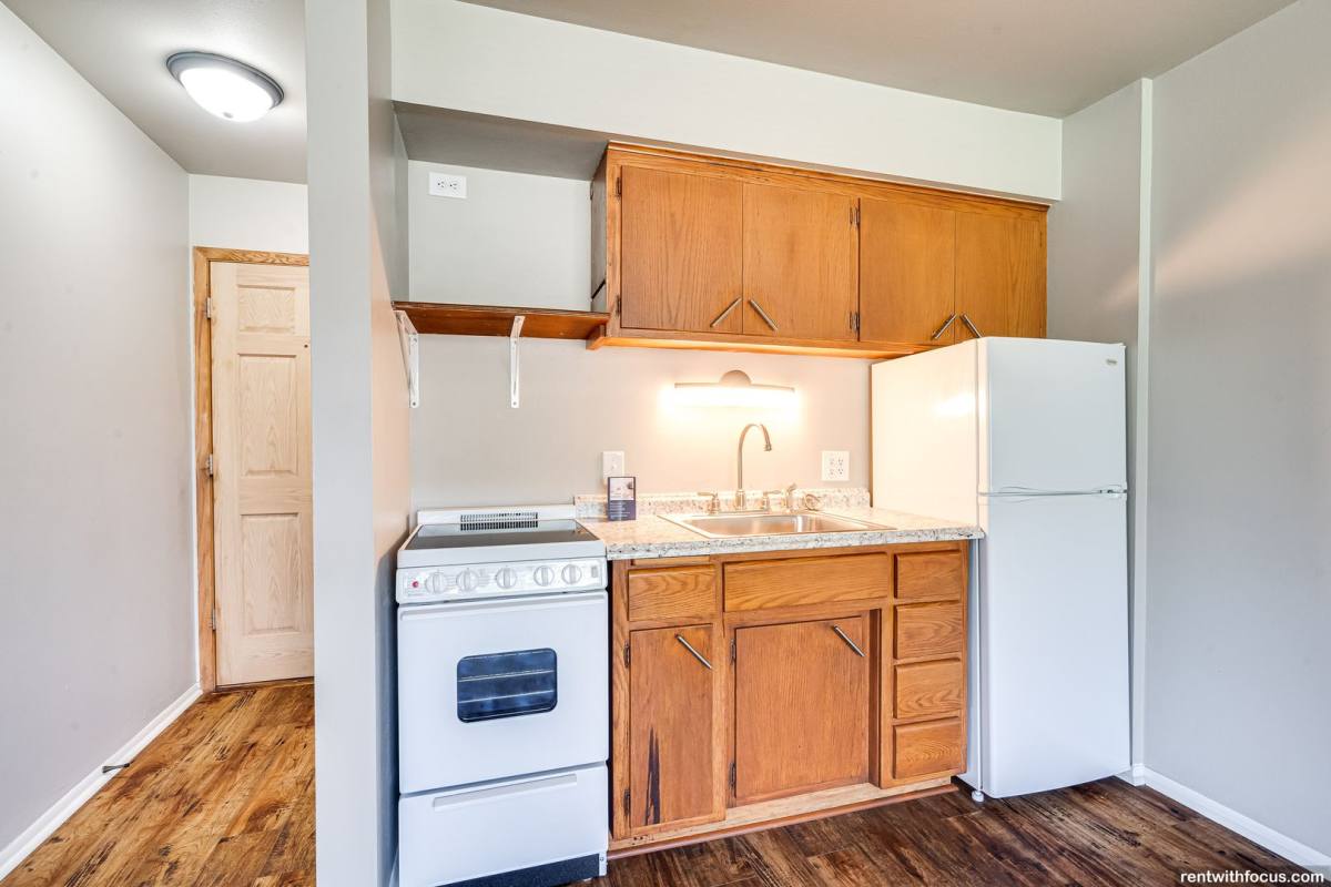 Apartment for rent at 835 Merritt Ave, Oshkosh, WI 54901