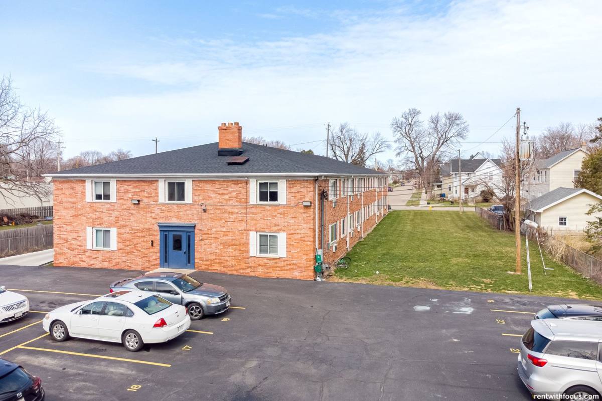 Apartment for rent at 835 Merritt Ave, Oshkosh, WI 54901