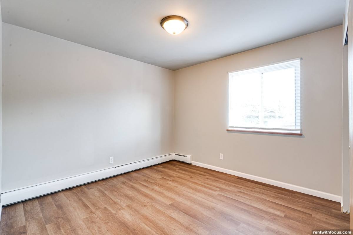 Apartment for rent at 835 Merritt Ave, Oshkosh, WI 54901