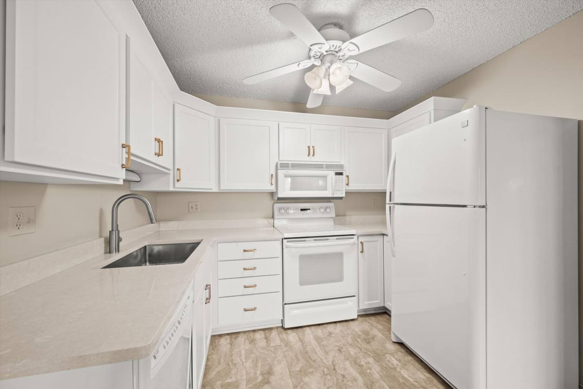 Apartment for rent at 7040 E Girard Ave, Denver, CO 80224