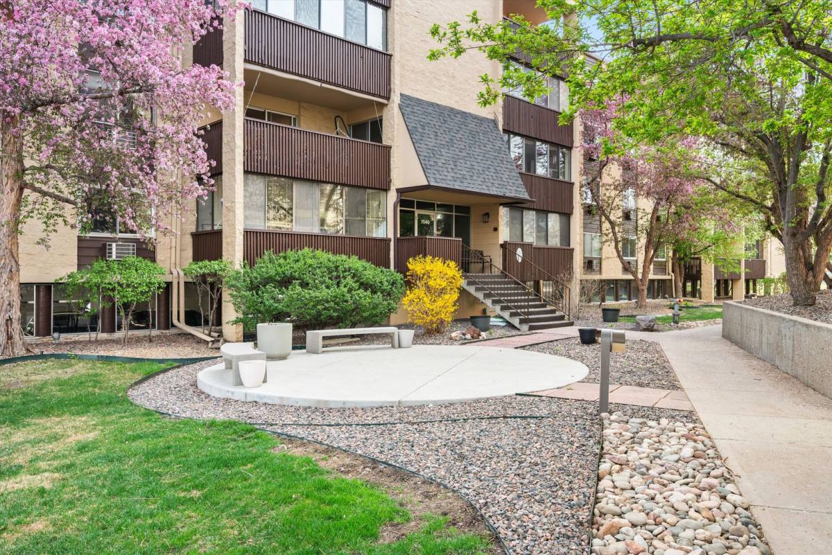 Apartment for rent at 7040 E Girard Ave, Denver, CO 80224