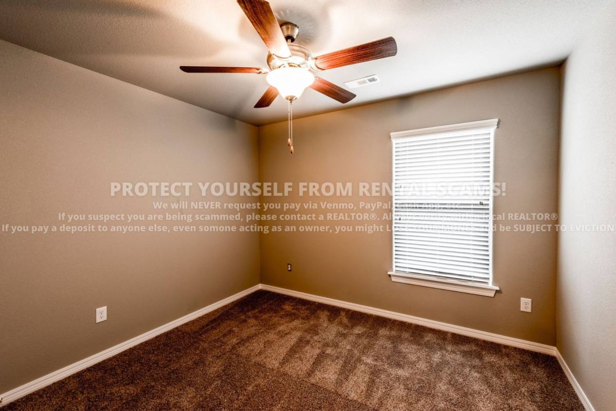 House for rent at 4757 W Wales Dr, Fayetteville, AR 72704