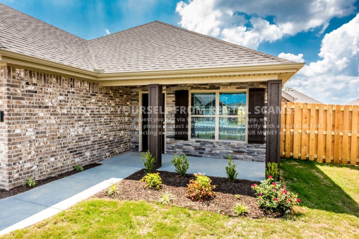 House for rent at 4757 W Wales Dr, Fayetteville, AR 72704