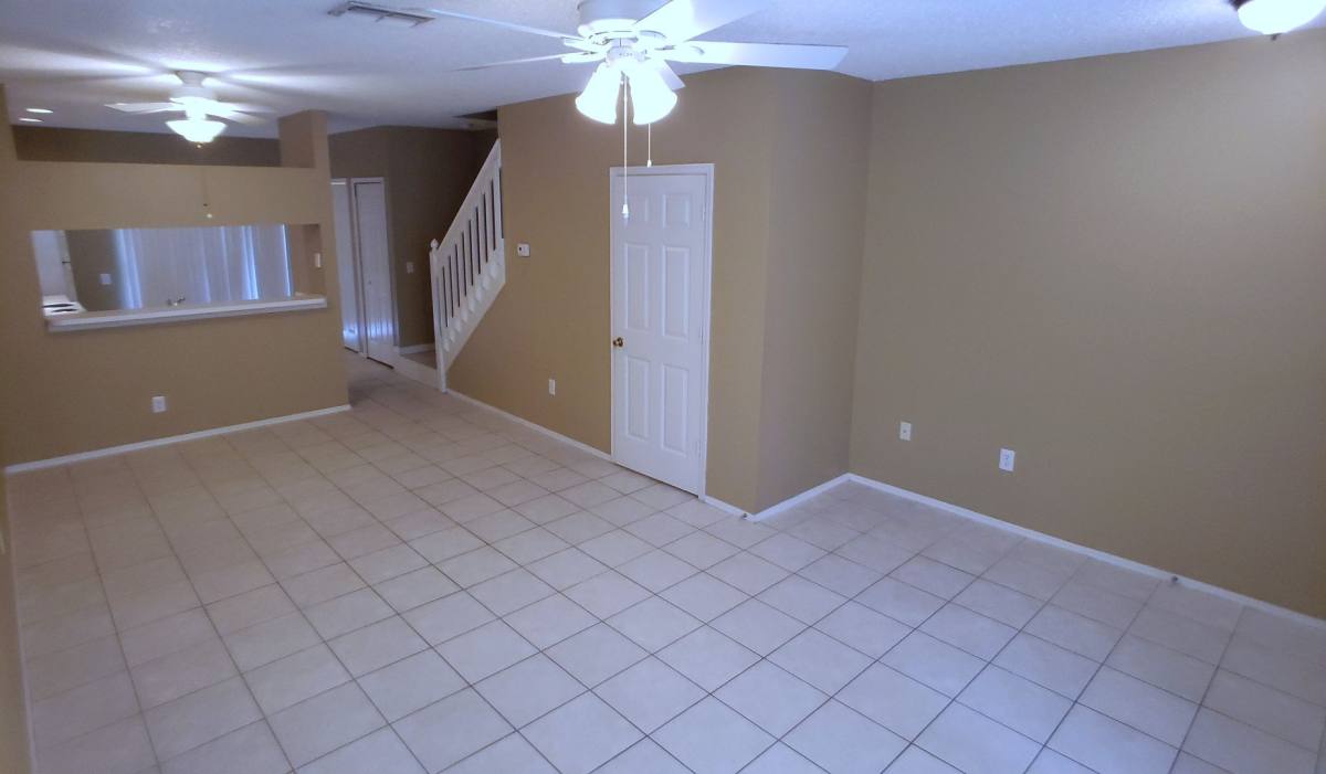 Townhouse for rent at 1406 Costa Mesa Dr, Wesley Chapel, FL 33543