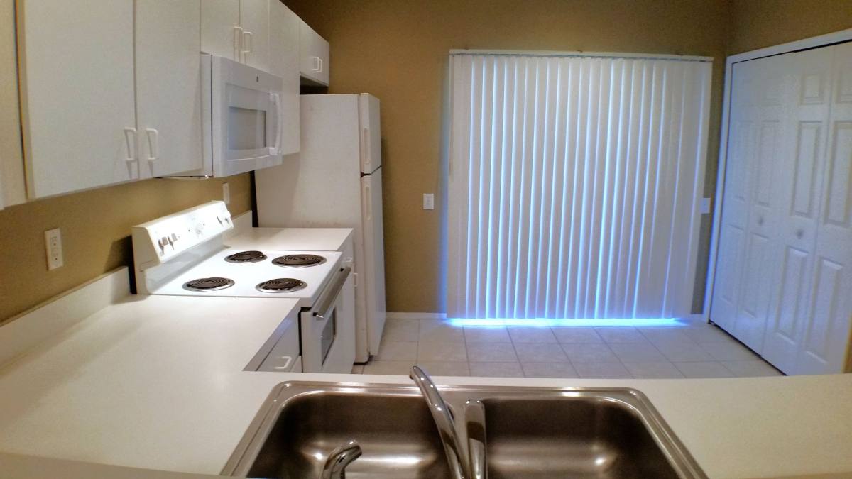 Townhouse for rent at 1406 Costa Mesa Dr, Wesley Chapel, FL 33543