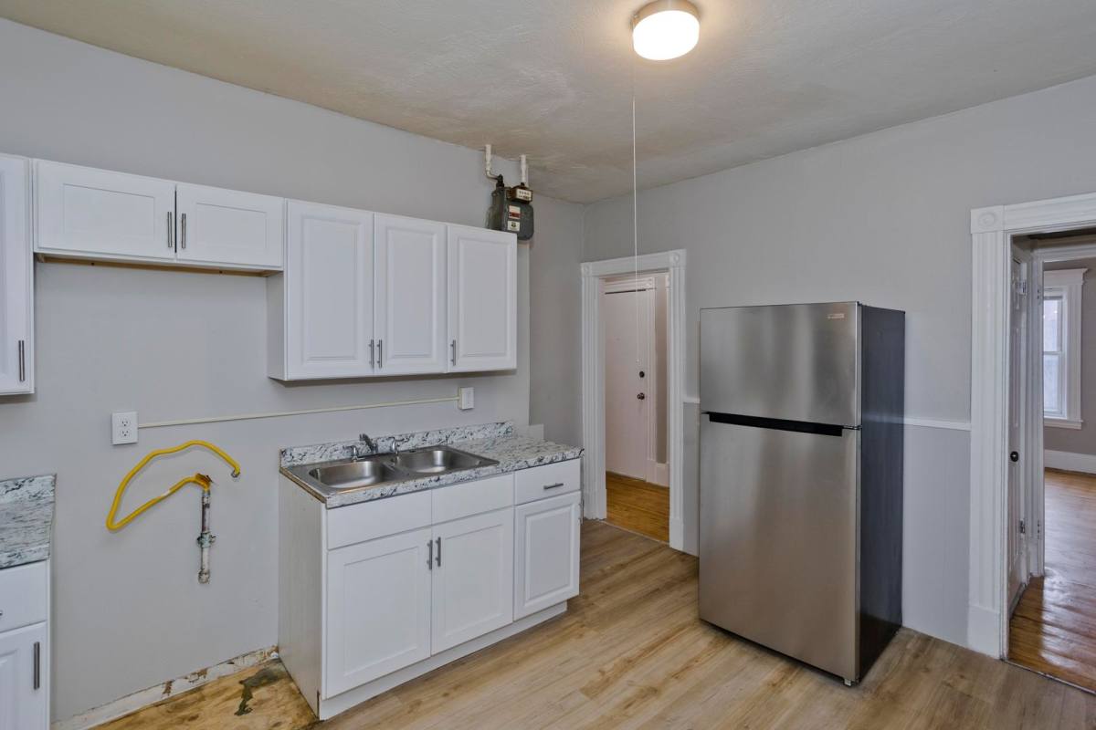 Apartment for rent at 199-203 Dickinson St, Springfield, MA 01108