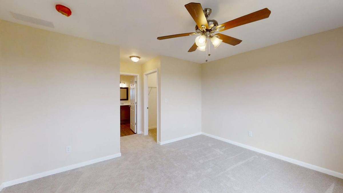 Apartment for rent at 901 Cates Dr, Mahomet, IL 61853