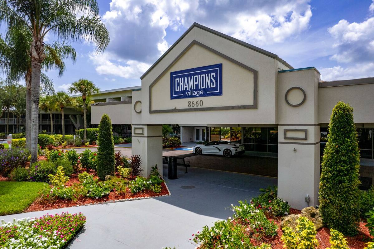Apartment for rent at 8660 W Irlo Bronson Memorial Highway, Kissimmee, FL 34747