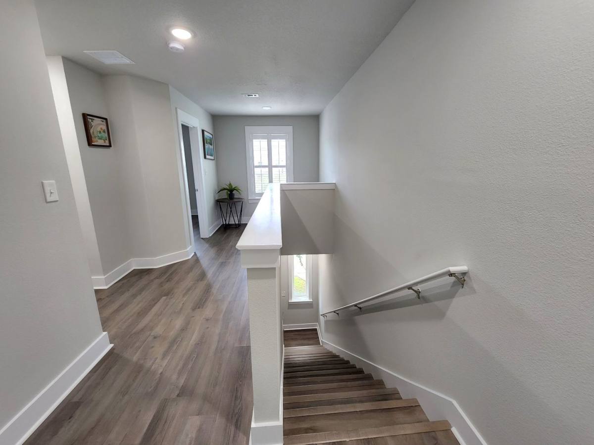Townhouse for rent at 218 Junction Ave, Pensacola, FL 32502