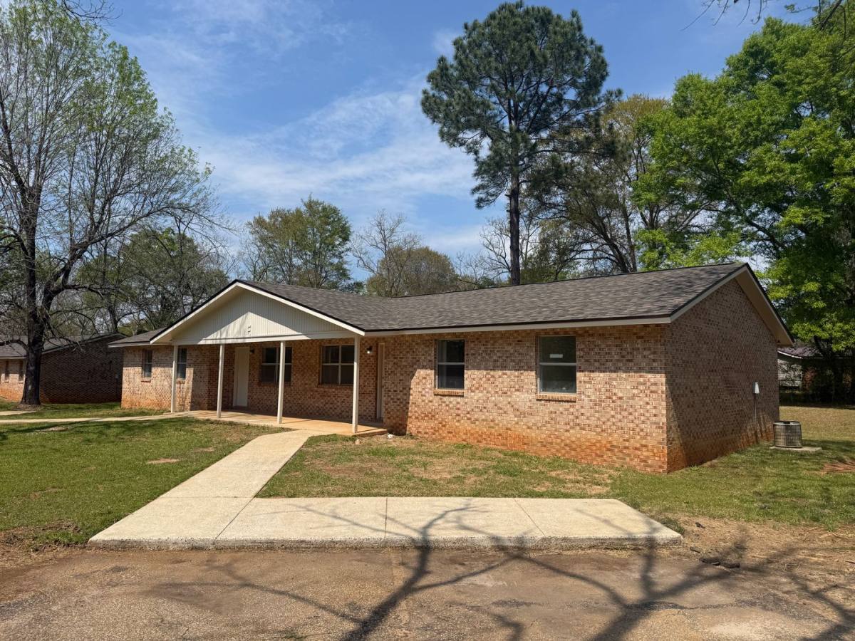 Apartment for rent at 262 Schley Circle, Richland, GA 31825
