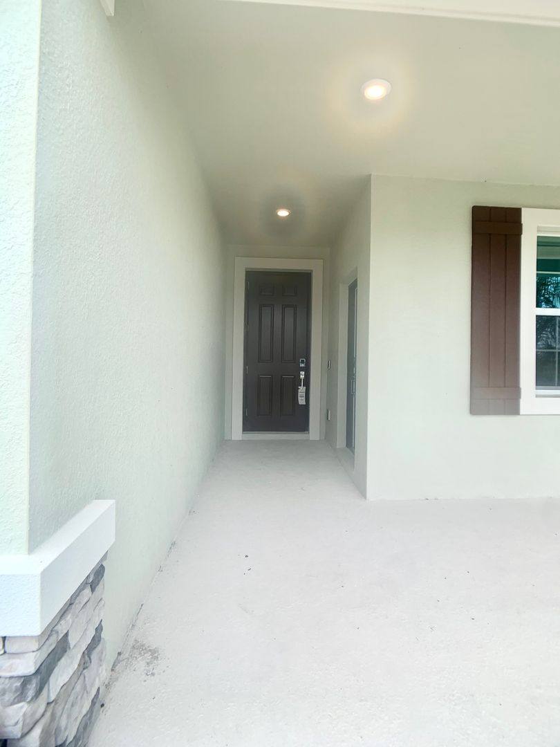 House for rent at 16440 Champlain St, Clermont, FL 34714