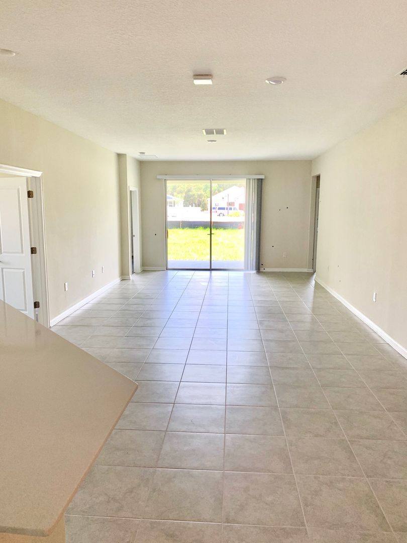 House for rent at 16440 Champlain St, Clermont, FL 34714