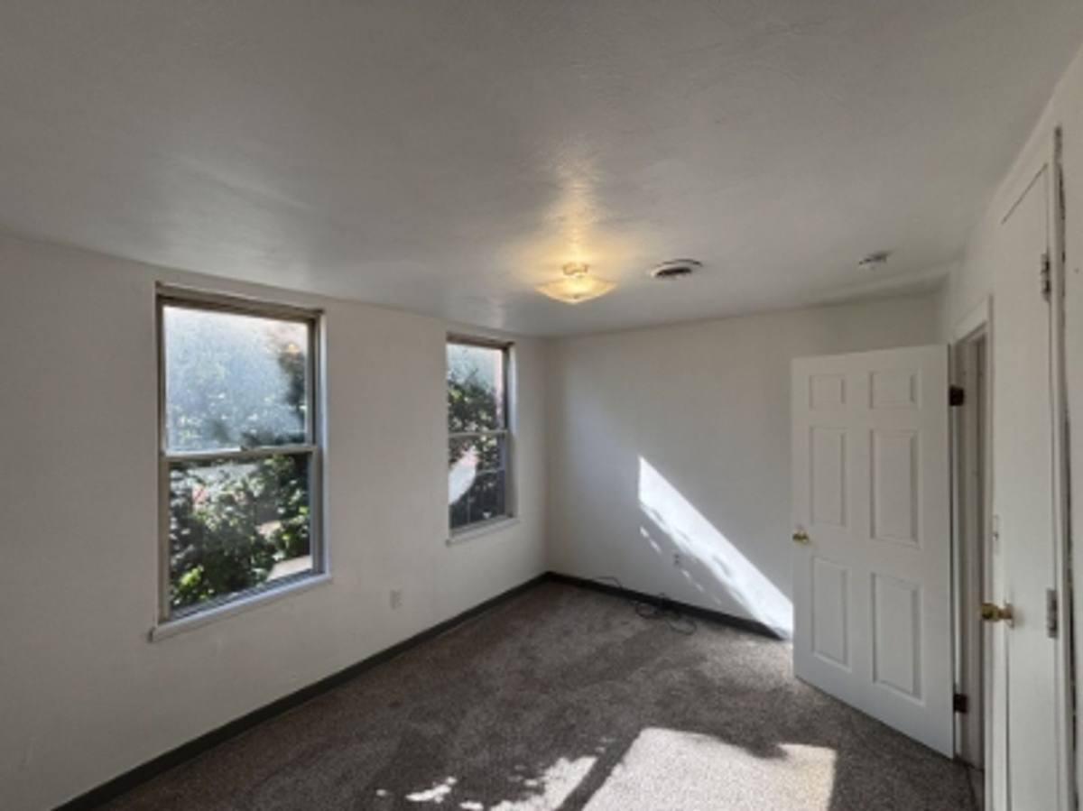 Apartment for rent at 1908 Monongahela Ave, Pittsburgh, PA 15218
