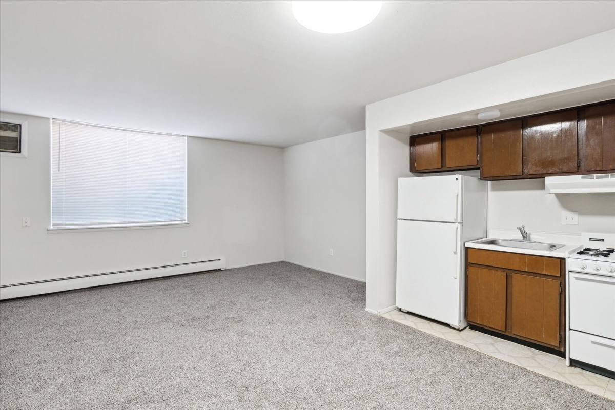 Apartment for rent at 23740 Fenkell, Detroit, MI 48223