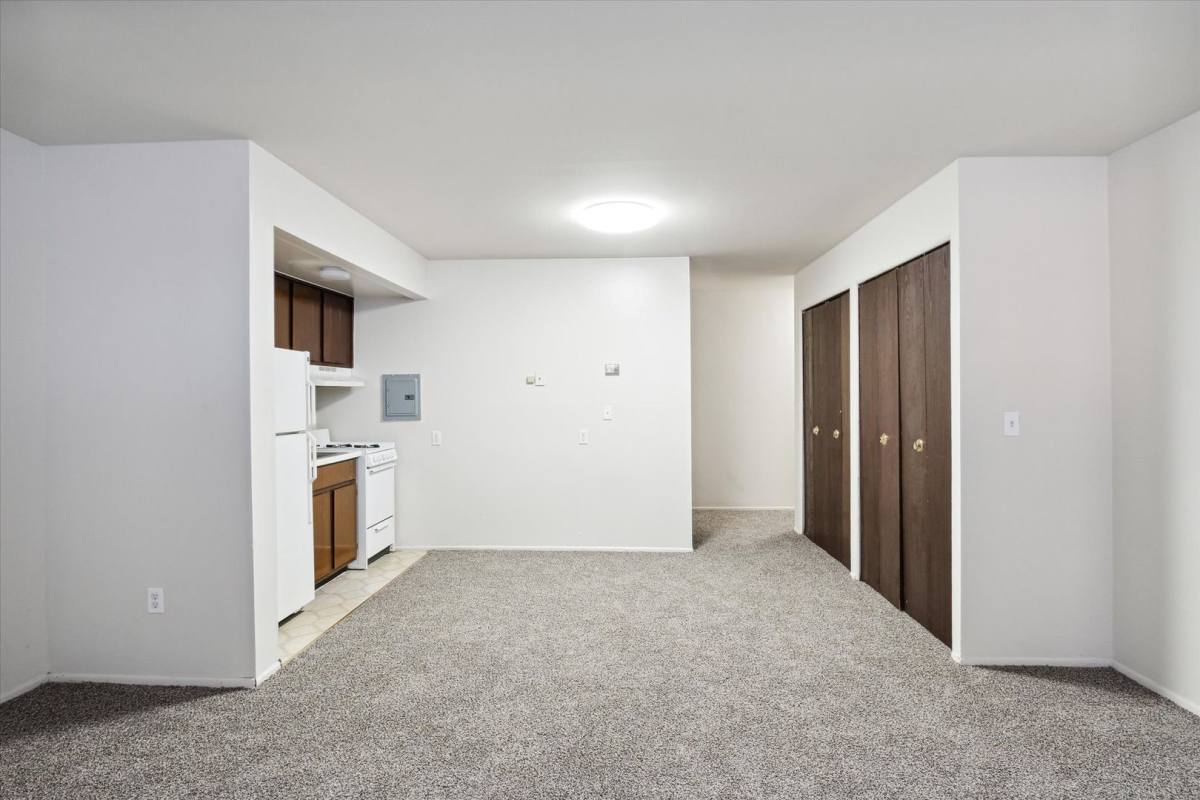 Apartment for rent at 23740 Fenkell, Detroit, MI 48223