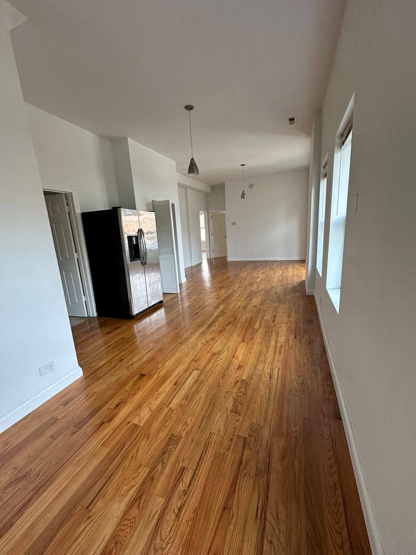 Apartment for rent at 2101 S Ashland Ave, Chicago, IL 60608