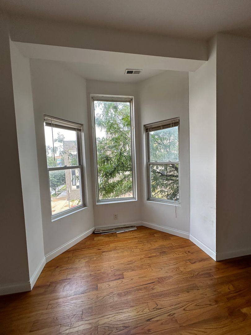 Apartment for rent at 2101 S Ashland Ave, Chicago, IL 60608