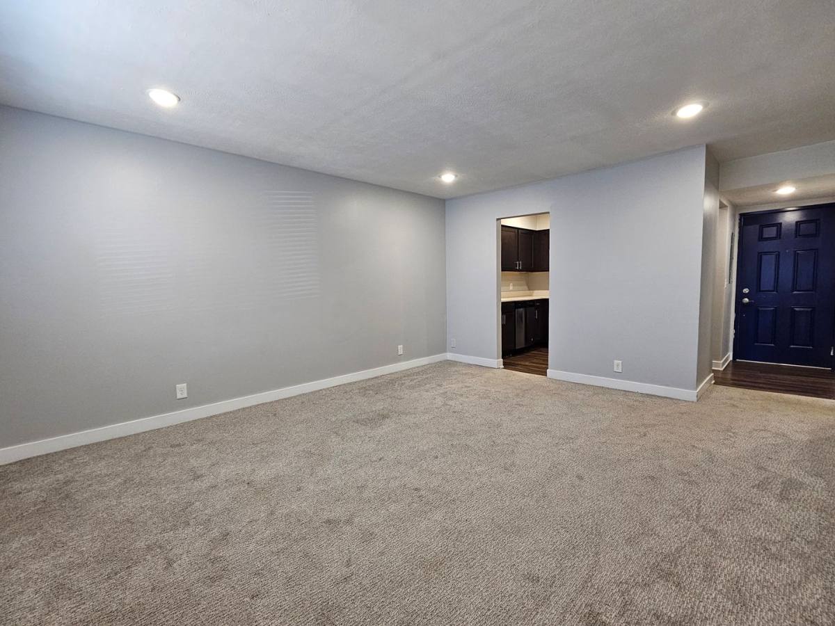 Apartment for rent at 1016-1026 Park Ave, Omaha, NE 68105