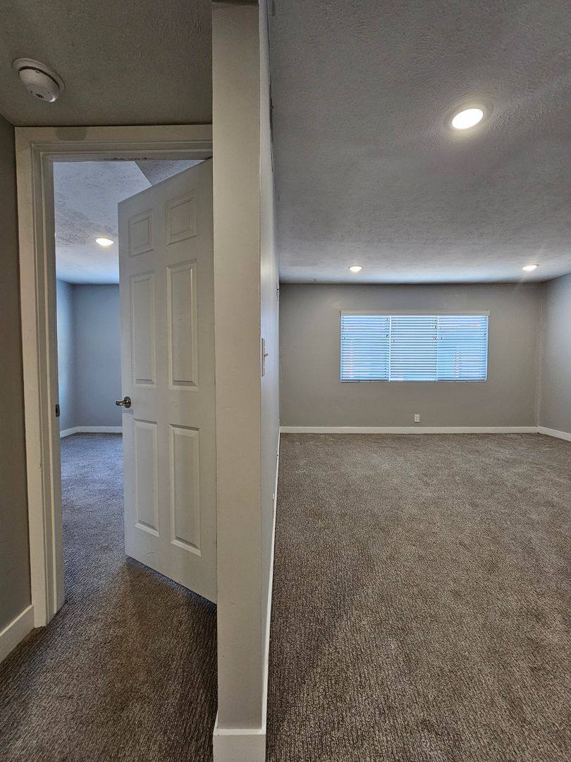 Apartment for rent at 1016-1026 Park Ave, Omaha, NE 68105