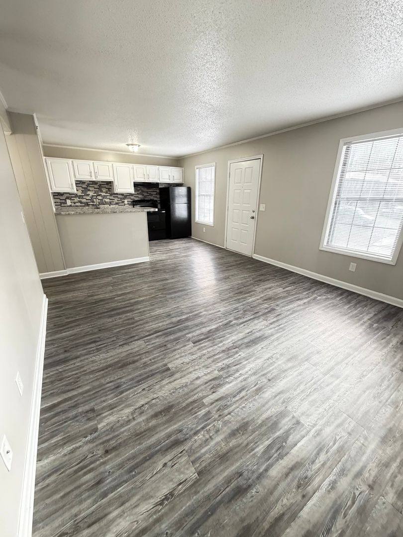 Apartment for rent at 498-B Springbrook Dr, Kernersville, NC 27284