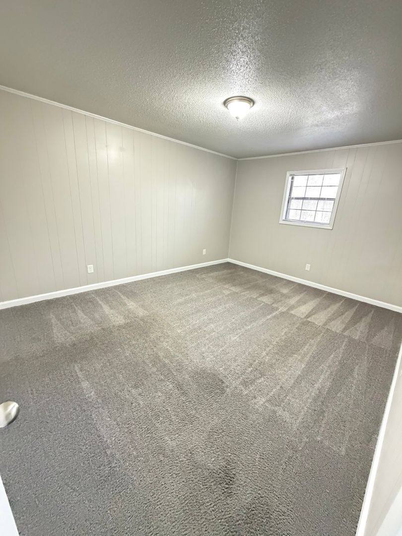 Apartment for rent at 498-B Springbrook Dr, Kernersville, NC 27284