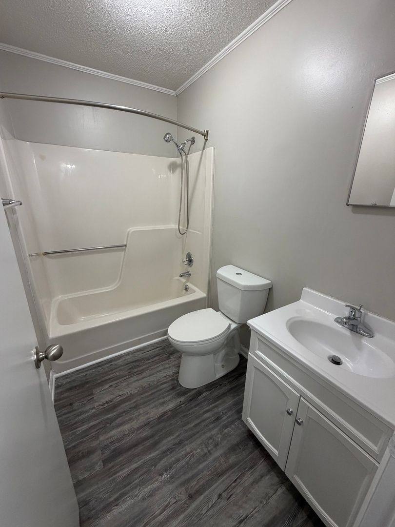 Apartment for rent at 498-B Springbrook Dr, Kernersville, NC 27284