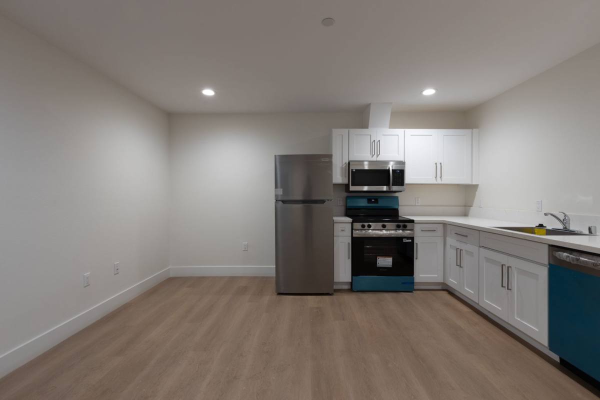 Apartment for rent at 7311 S Broadway, Los Angeles, CA 90003