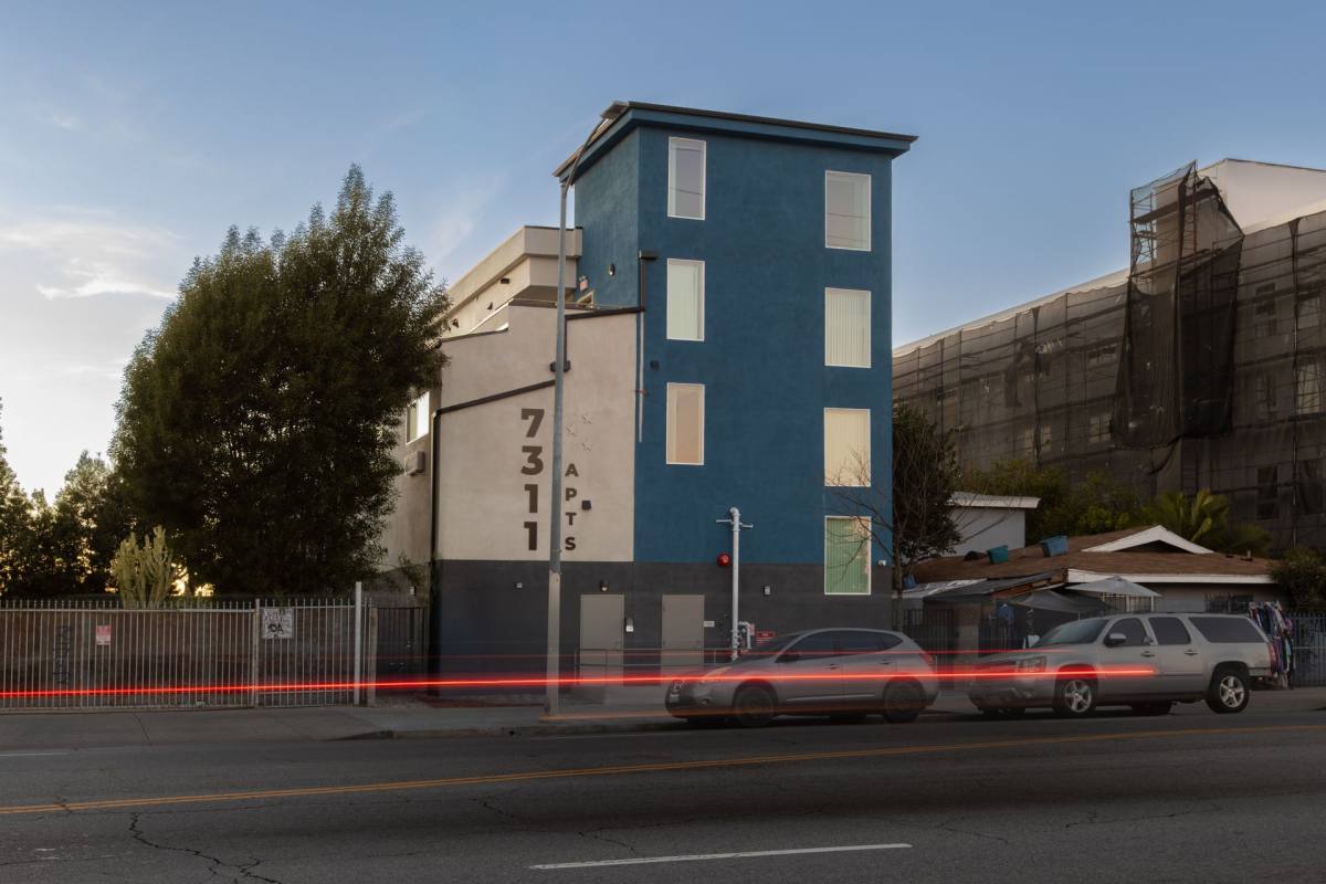 Apartment for rent at 7311 S Broadway, Los Angeles, CA 90003