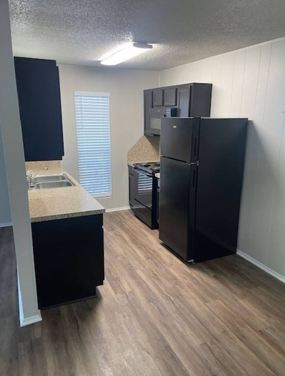 Apartment for rent at 1402 S Wall St, Belton, TX 76513