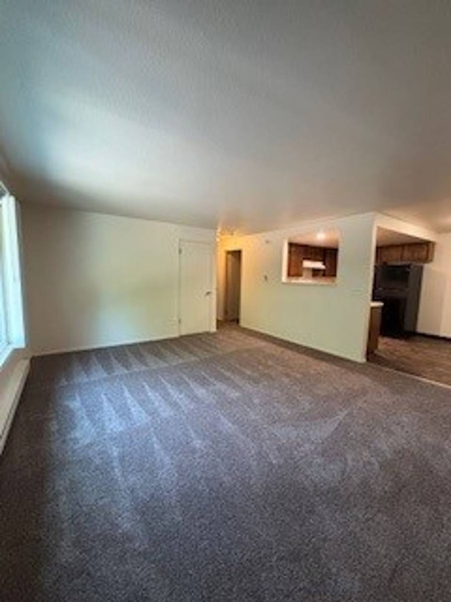 Apartment for rent at 724 2nd Ave S, Kent, WA 98032