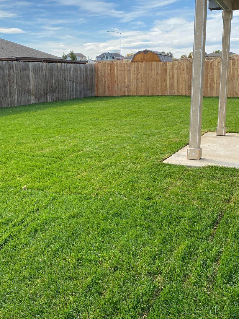 House for rent at 1317 W Bonneville St, Moses Lake, WA 98837