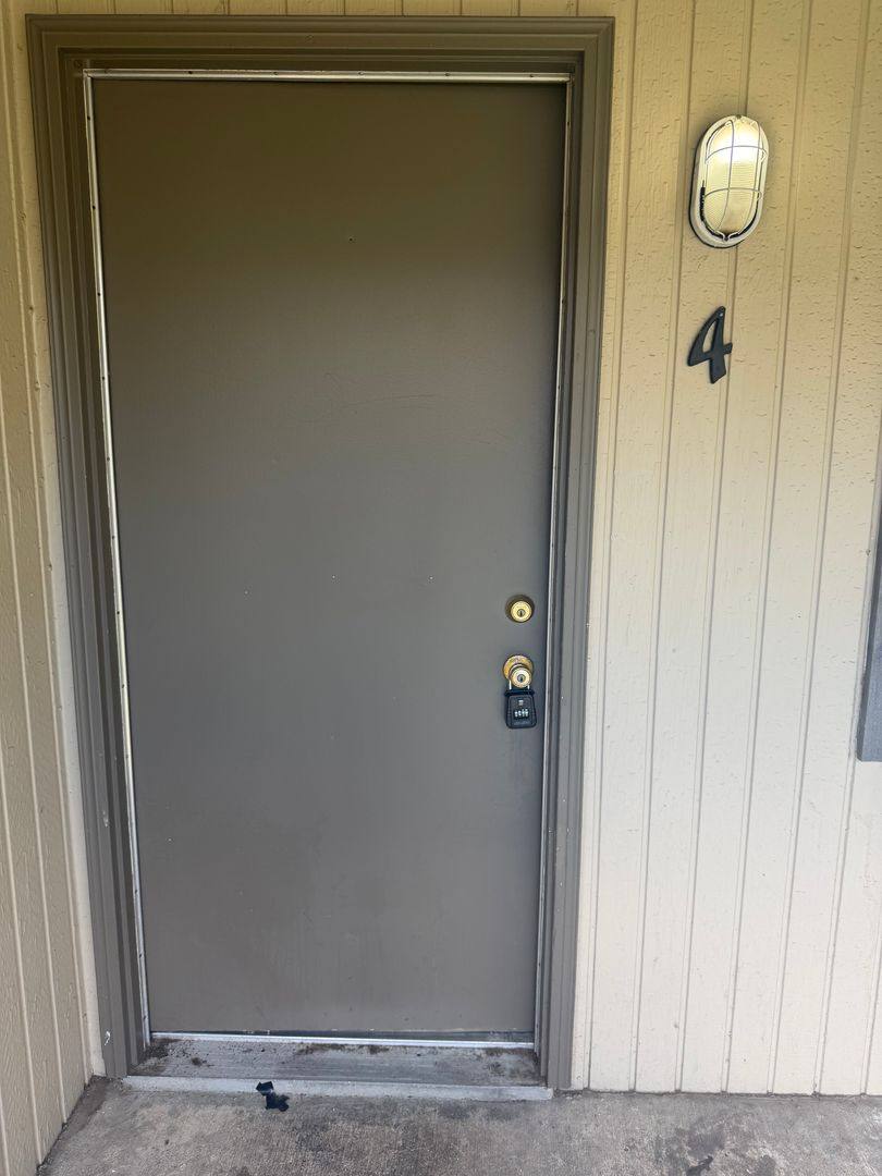 Apartment for rent at 711 733 Mill St, Springfield, OR 97477