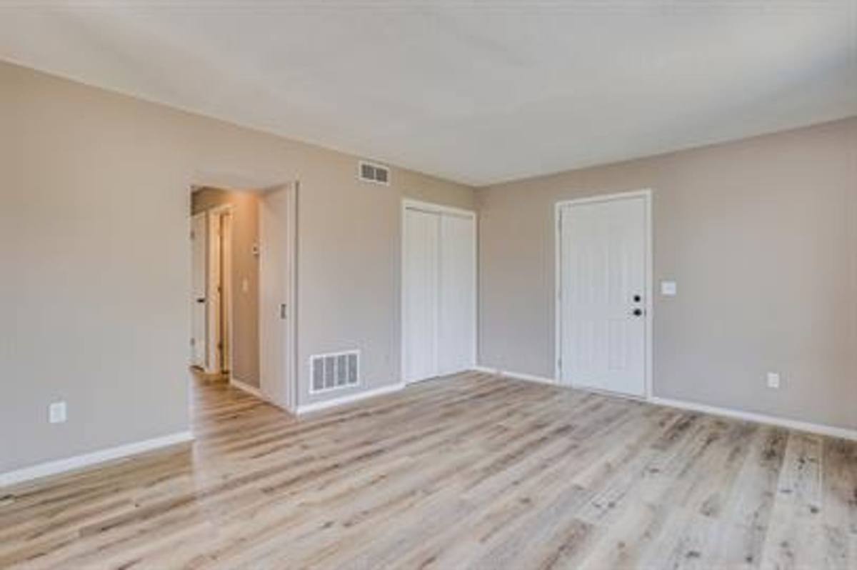 Apartment for rent at 1521 E El Monte St, Wichita, KS 67216
