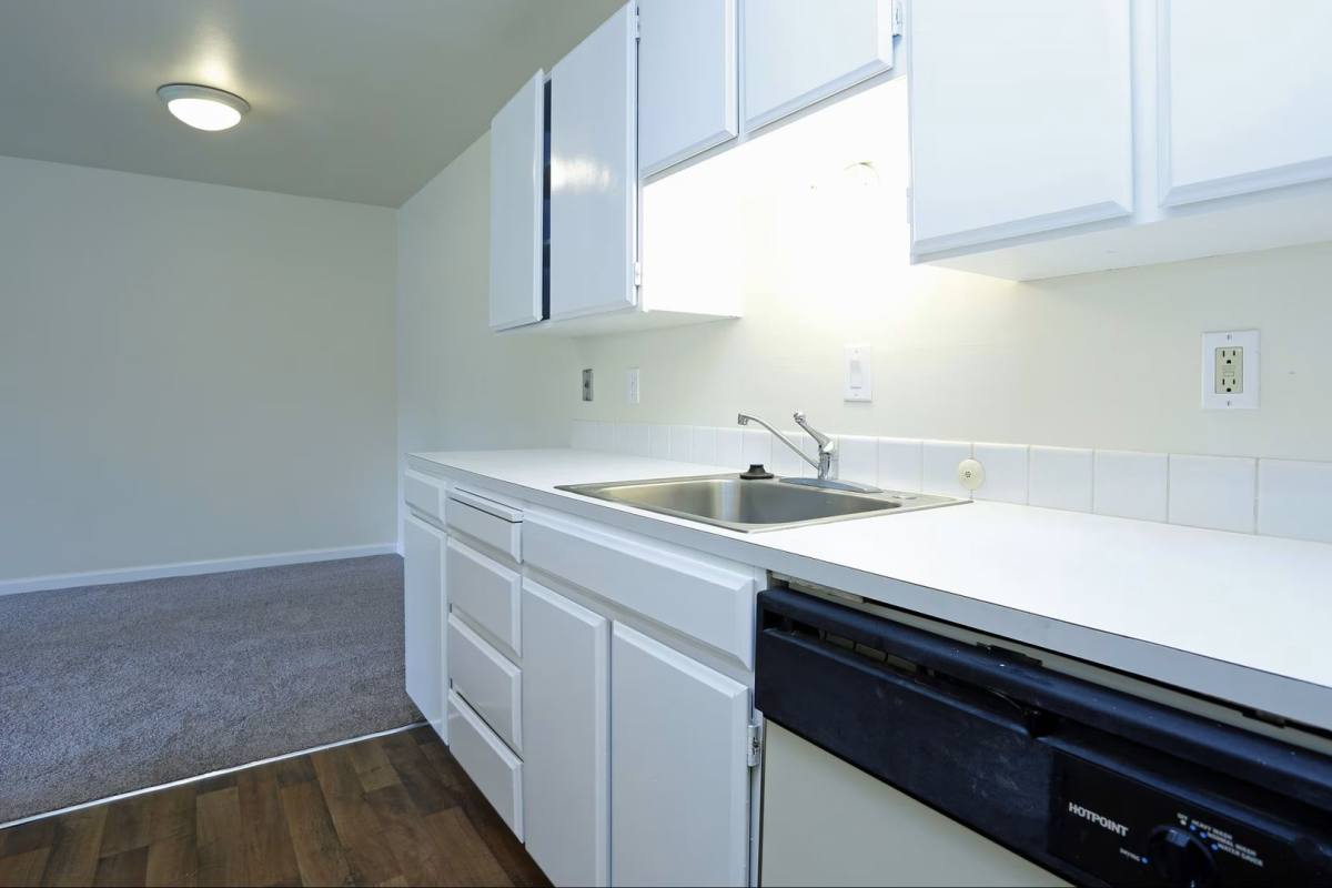 Apartment for rent at 537 Y SE, Bellevue, WA 98004