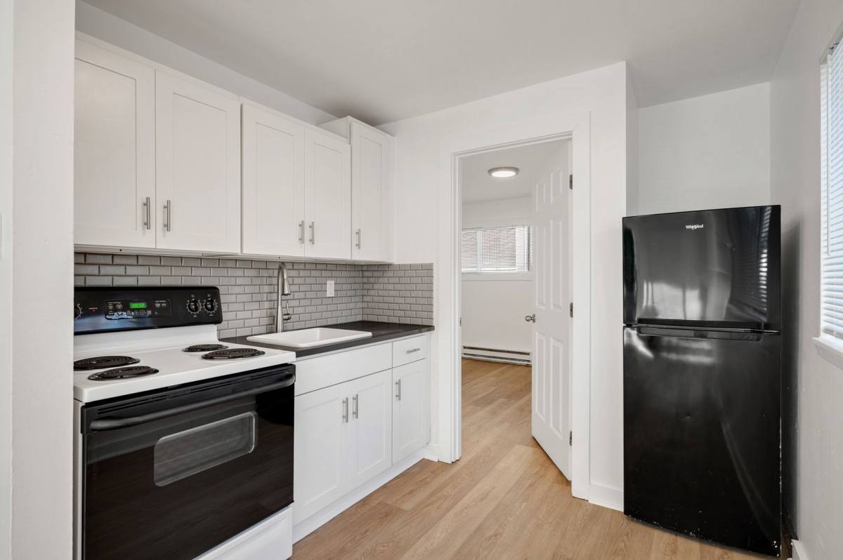 Apartment for rent at 3019-3025 NE 143rd St, Seattle, WA 98125