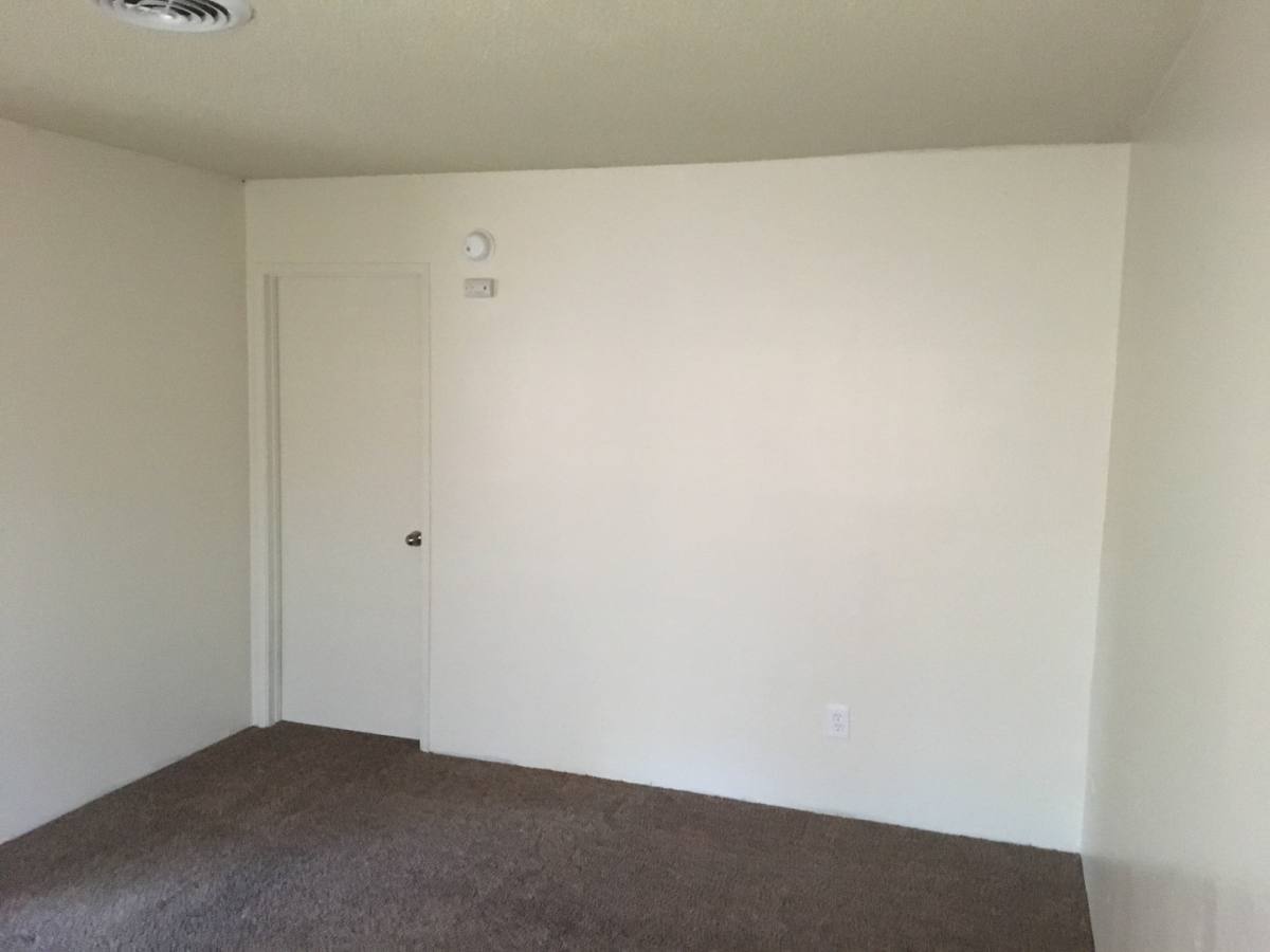 Apartment for rent at 200 Lincoln Ave, Bakersfield, CA 93308