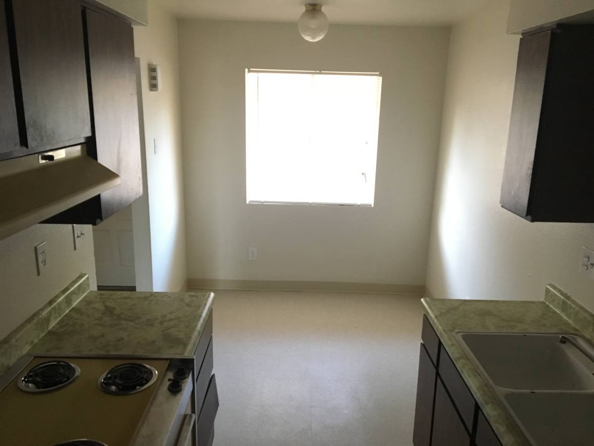 Apartment for rent at 200 Lincoln Ave, Bakersfield, CA 93308